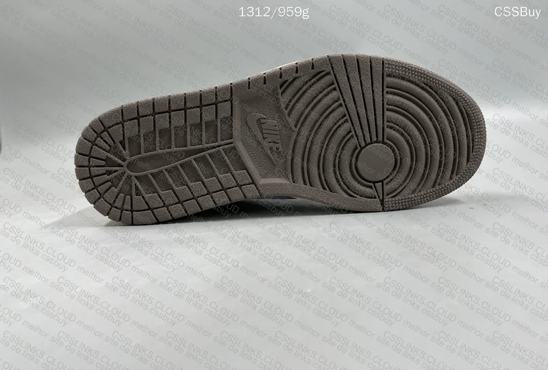AJ1 TS PK 4.0 B GRADE 10