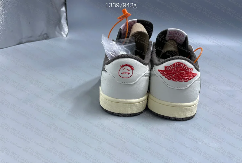 AJ1 TS Reverse Mocha 2