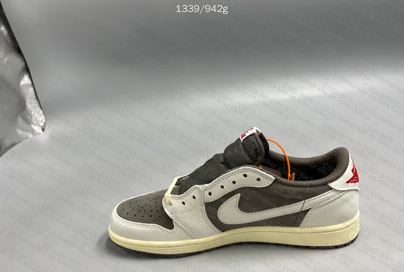 AJ1 TS Reverse Mocha 3