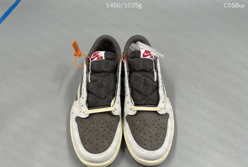 AJ1 TS REVERSE MOCHA ZOK