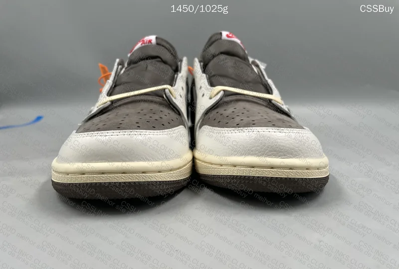AJ1 TS REVERSE MOCHA ZOK 2