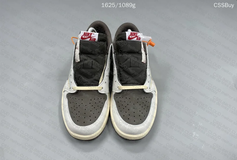 AJ1 TS REVERSE MOCHA ZOK