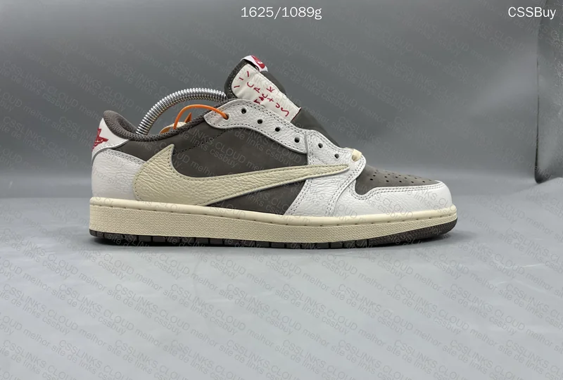 AJ1 TS REVERSE MOCHA ZOK 8