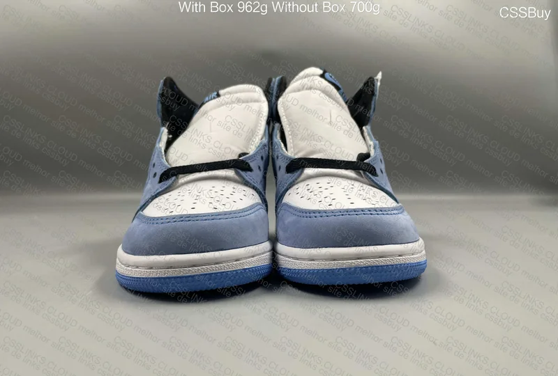 AJ1 University Blue (grade school) 2