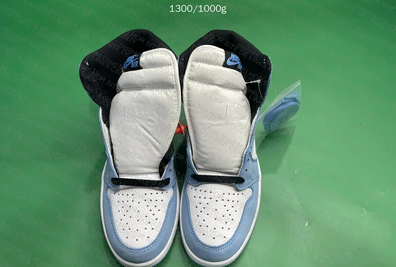 AJ1 University Blue - Sale