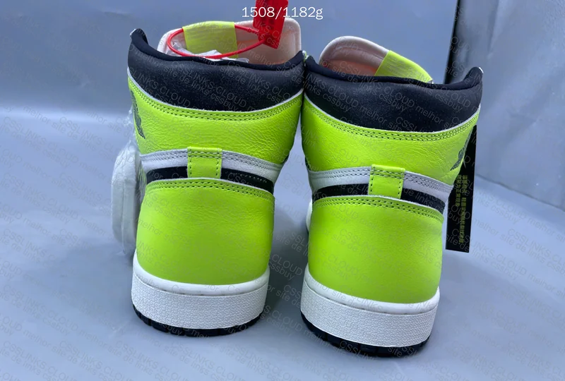 AJ1 Visionaire 2