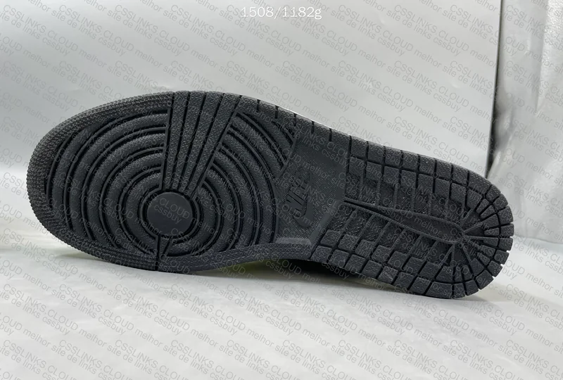 AJ1 Visionaire 6