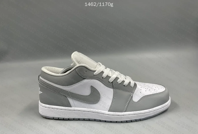 AJ1 WOLF GREY 4
