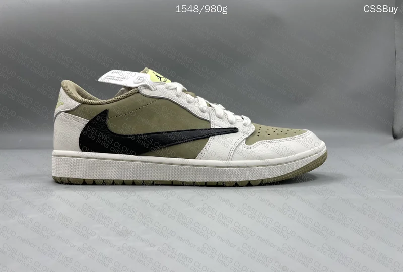 AJ1 x Travis Scott Golf 5
