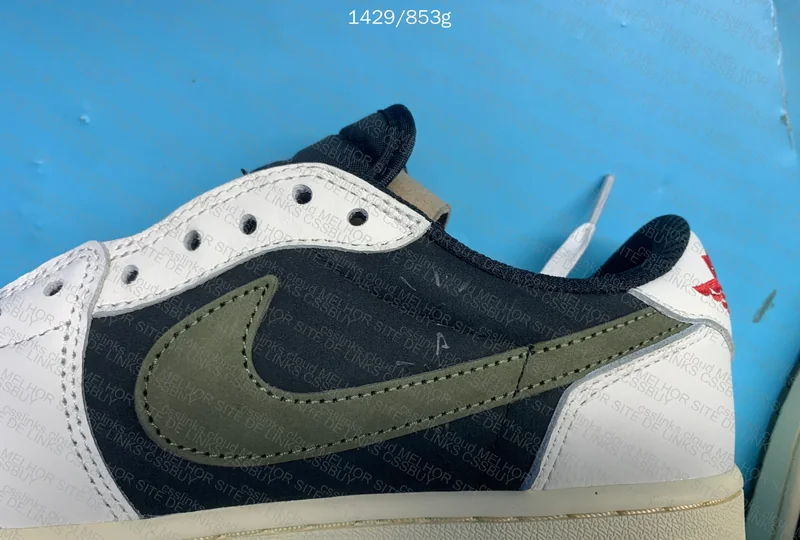 AJ1 x Trevis Scott BATCH: FK 4