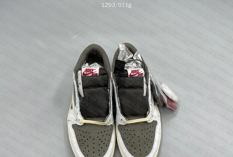AJ1 X TS reverse mocha