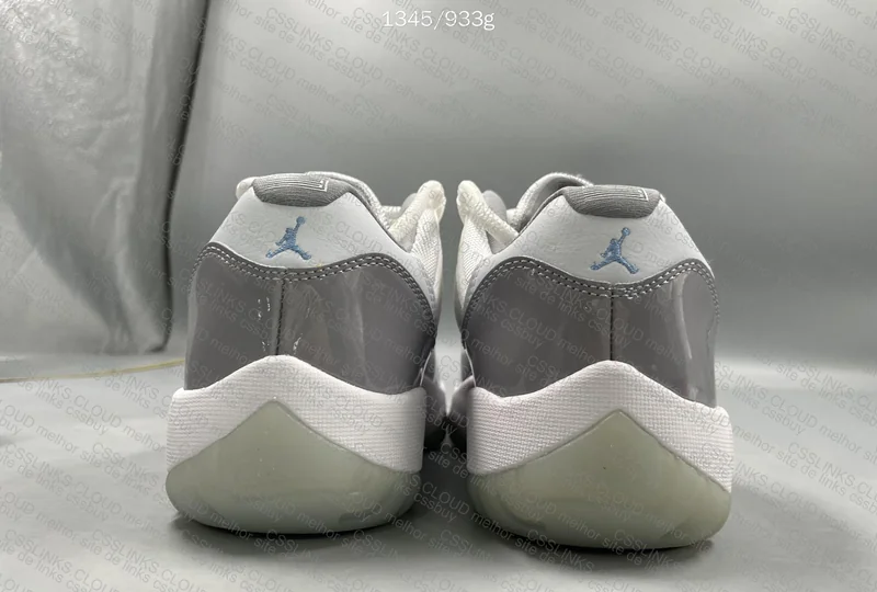 AJ11 Retro Low 3