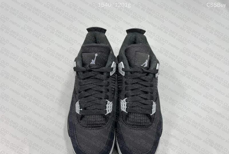 AJ4 BLACK CANVAS