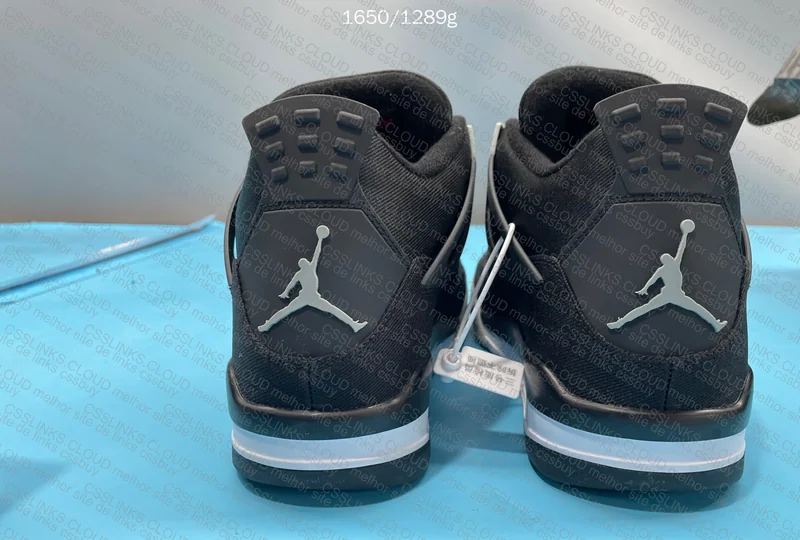 Aj4 Black Canvas SE 6