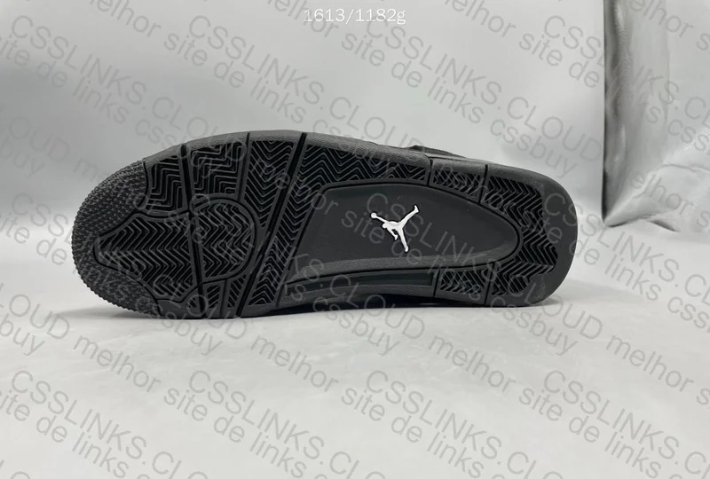 AJ4 Black Cat 3