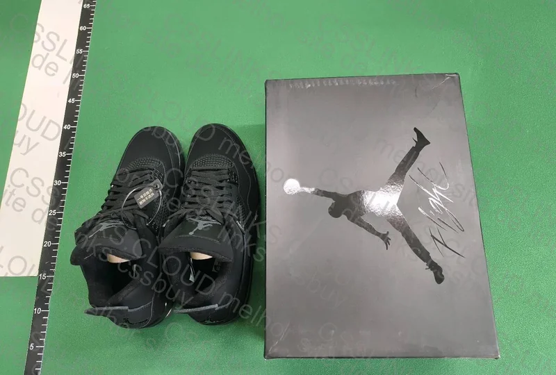 AJ4 BLACK CAT