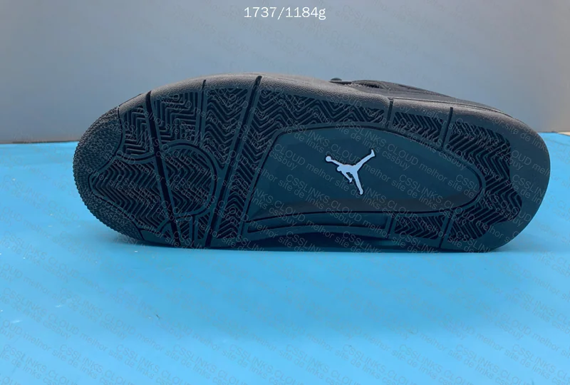 AJ4 black cat 2