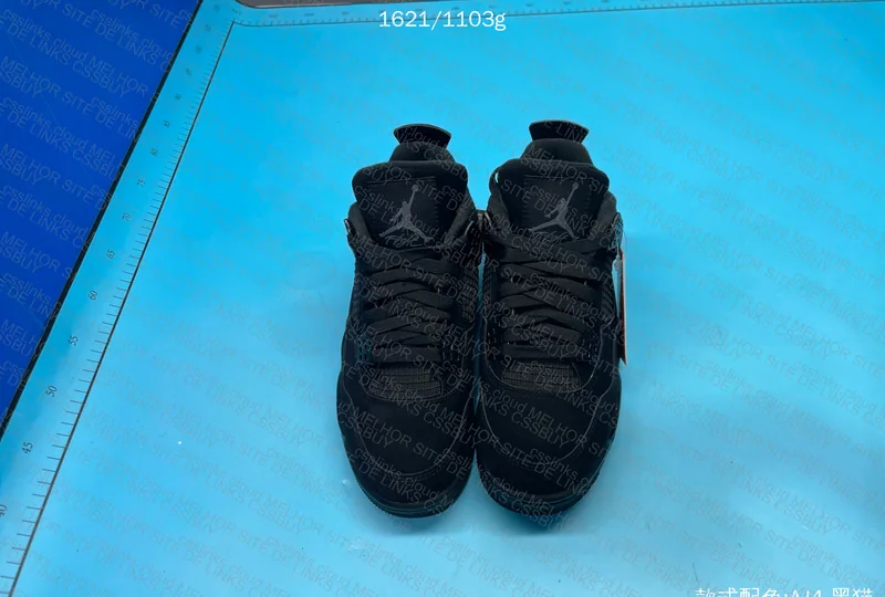 AJ4 Black Cat 3