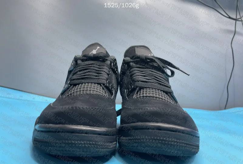 AJ4 Black cat 2
