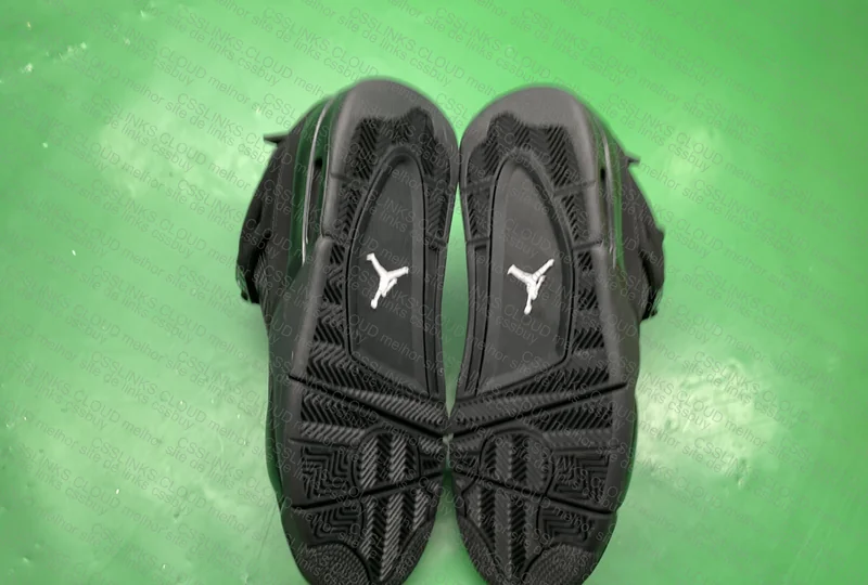aj4 black cat 7