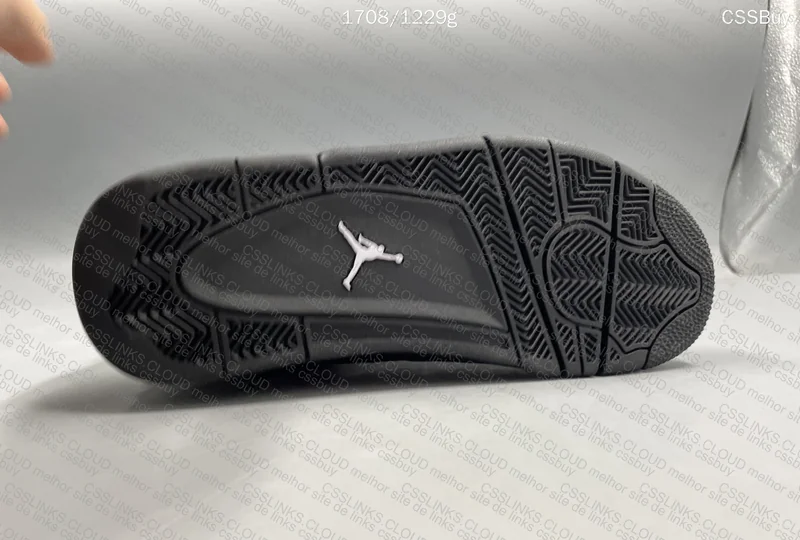 AJ4 Black Cat (GX) 6
