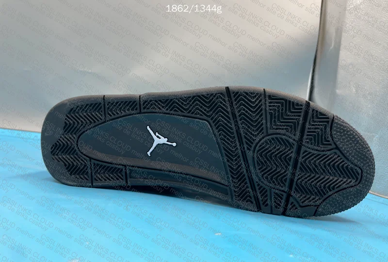 AJ4 BLACK CAT GX B