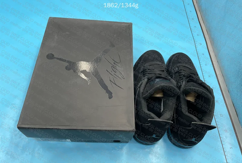 AJ4 BLACK CAT GX B 2