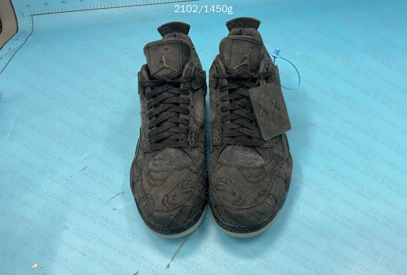 Aj4 Black Kaws Gx