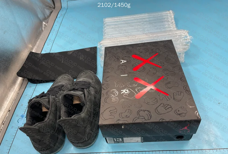 Aj4 Black Kaws Gx 7