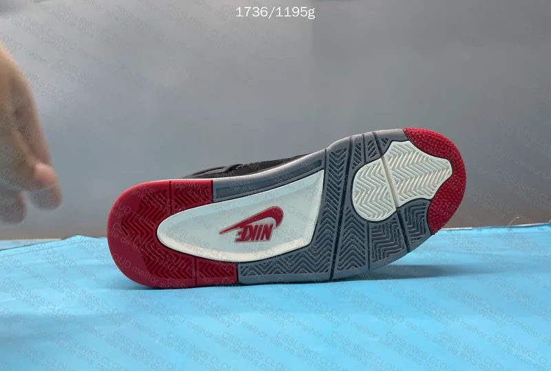 AJ4 BLIND BOX