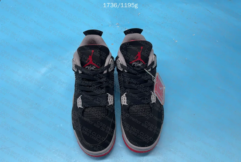 AJ4 BLIND BOX 4