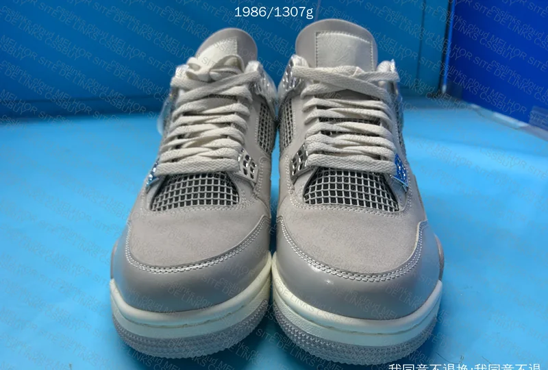 AJ4 Frozen Moments 8