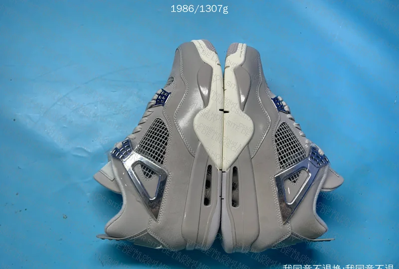 AJ4 Frozen Moments 9