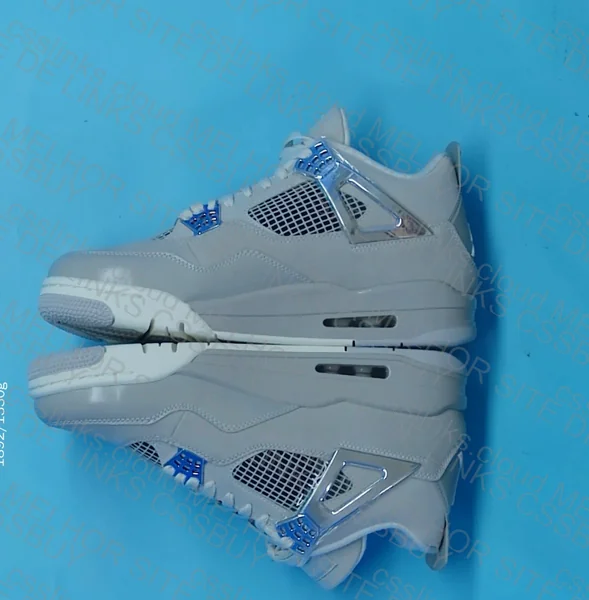AJ4 Frozen moments H12