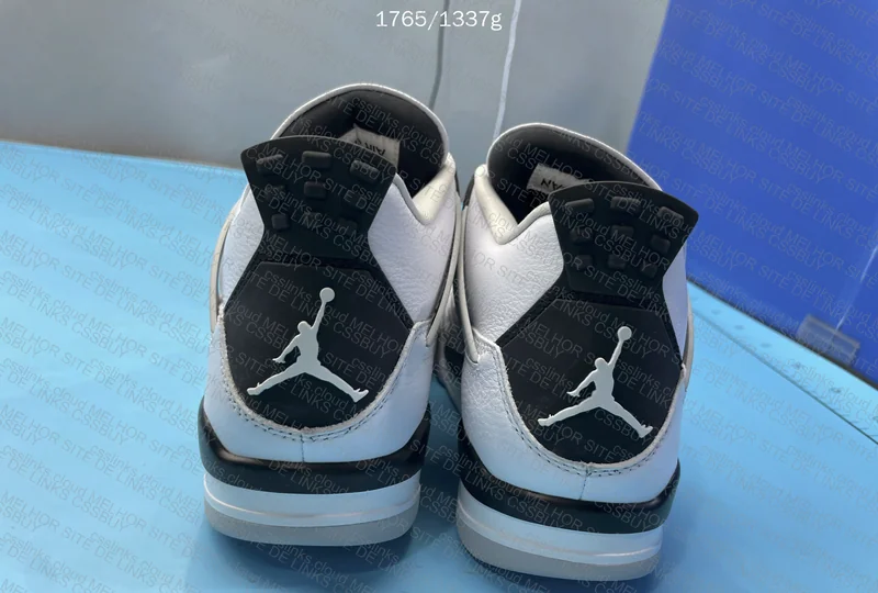 AJ4 GX Military Black 4