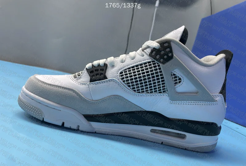 AJ4 GX Military Black 8