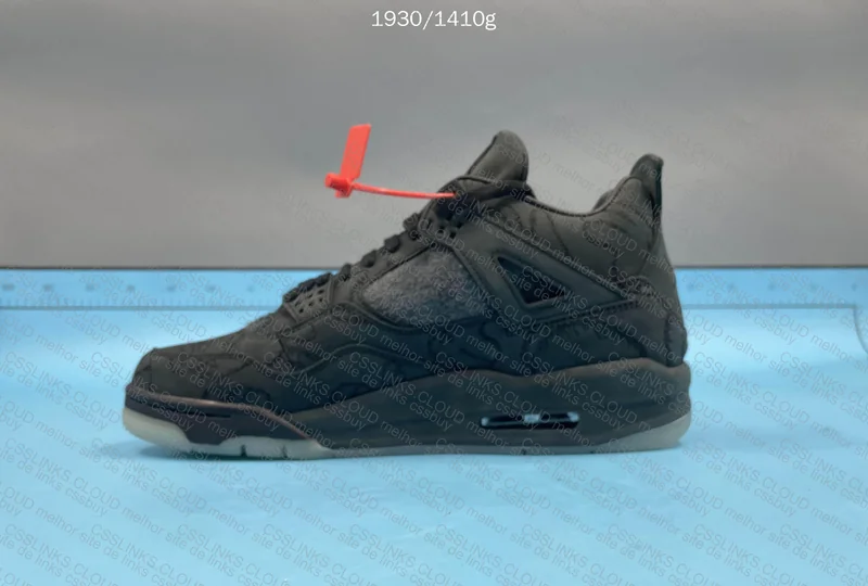 AJ4 KAWS - GX 4