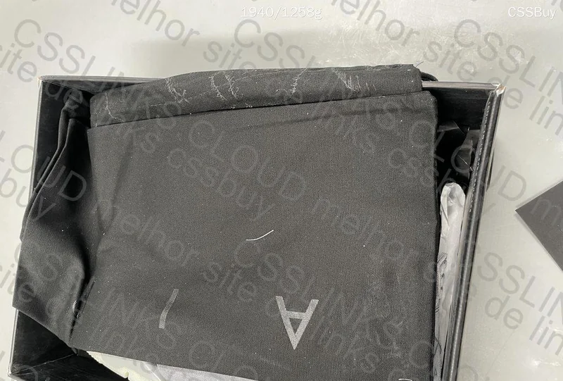 aj4 Kaws (Sale wwtop) 10