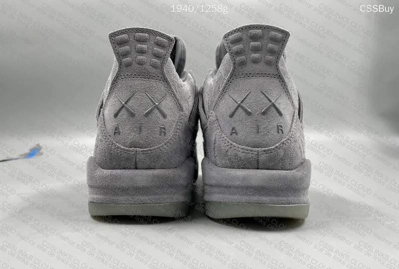 aj4 Kaws (Sale wwtop) 3