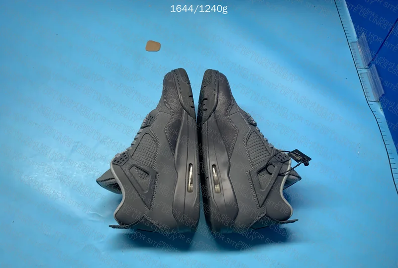 AJ4 / KX batch / 290Y / Size 44 EUR / 1644 - 1240 g / 7