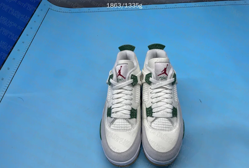 AJ4 KZ 2.0 b