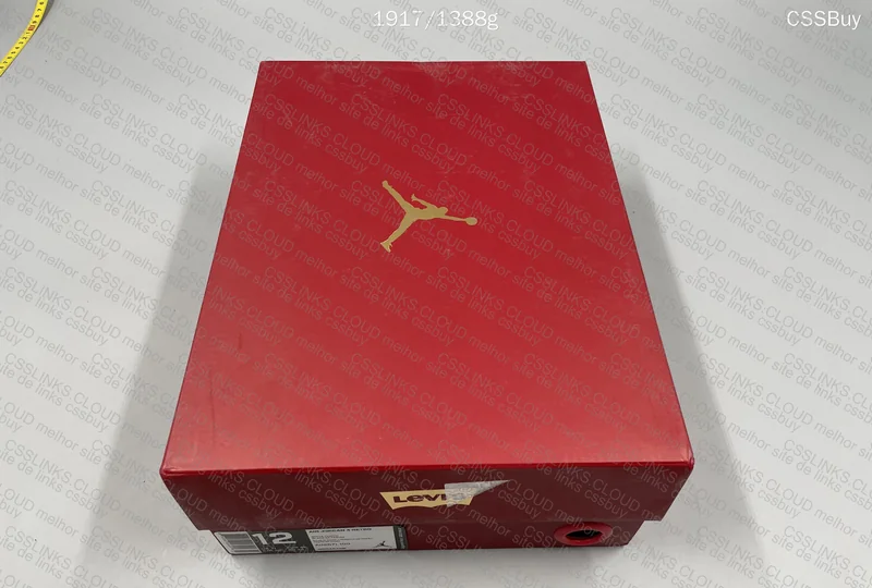 AJ4 Levis White 5