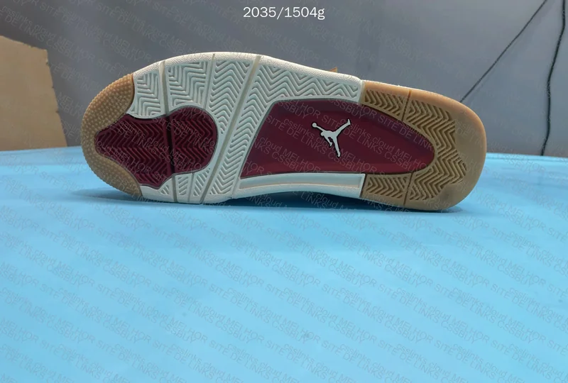 Aj4 levis “white denim” 9