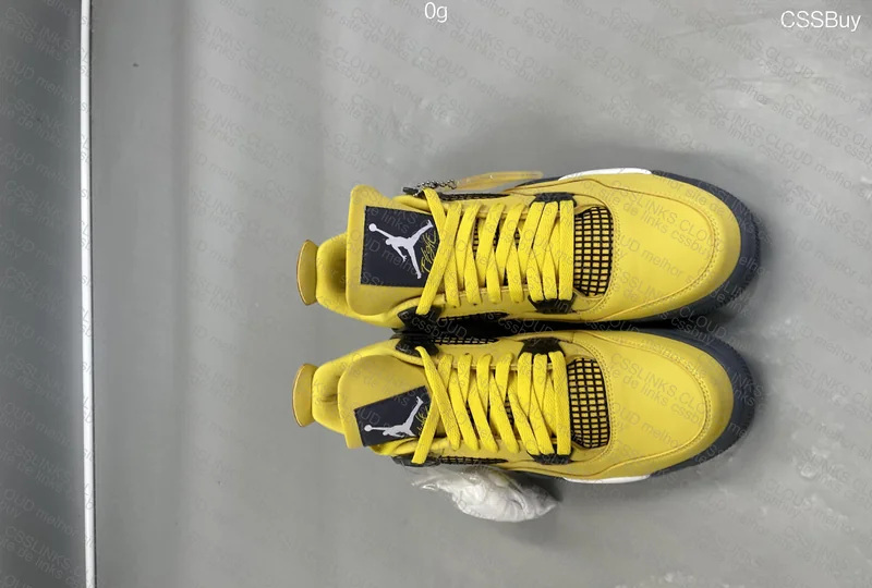 AJ4 Lightining 3