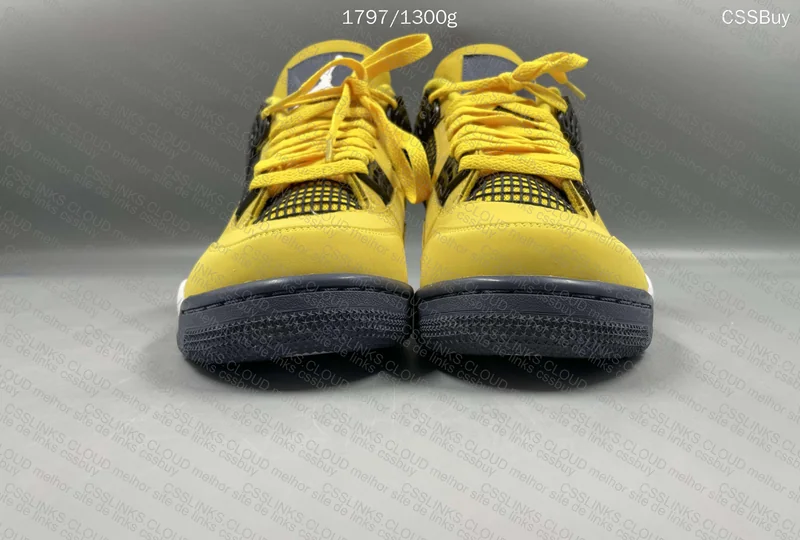 AJ4 Lightning