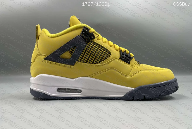 AJ4 Lightning 4