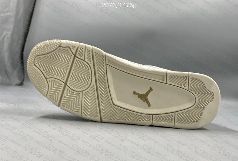AJ4 Metalic Gold 280y - GL? 7