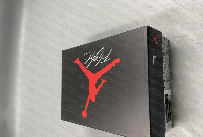 AJ4 MILITARY BLACK