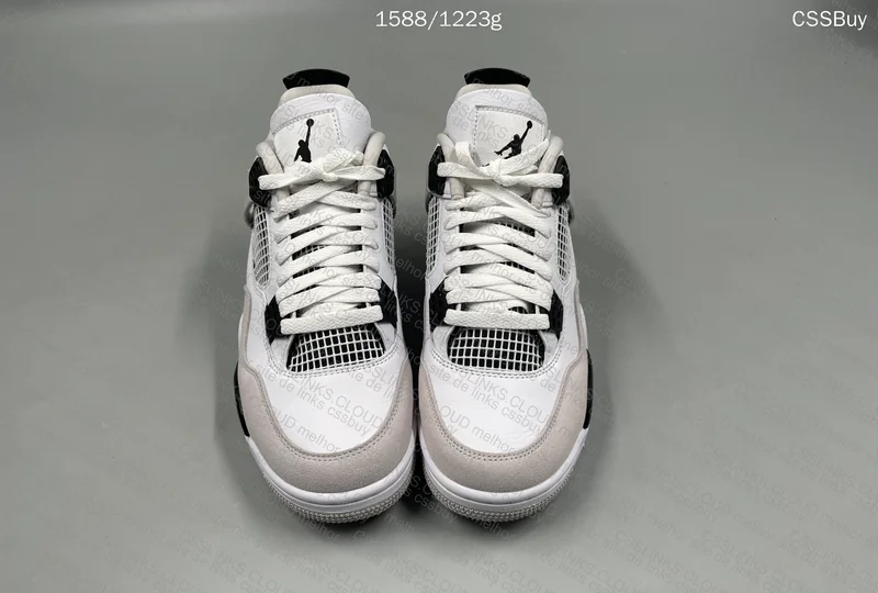 AJ4 Military Black