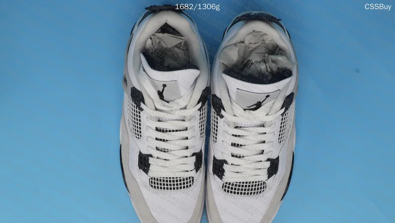 AJ4 Military Black
